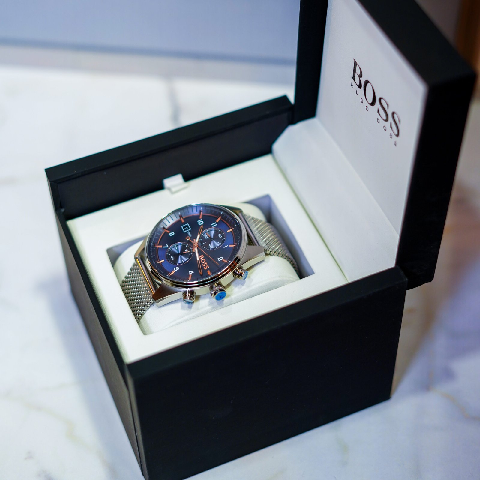 Hugo Boss Blue Mesh Chronograph Watch - Image 3